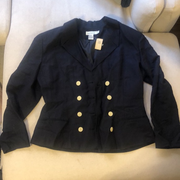 Ann Taylor Jackets & Blazers - Ann Taylor Navy Blue Shoulder Pad Blazer